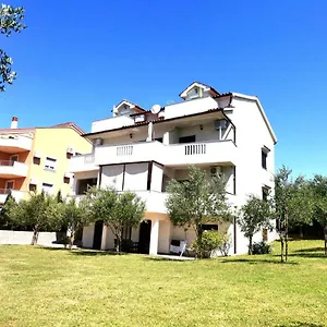 Apartman Ana, Medulin